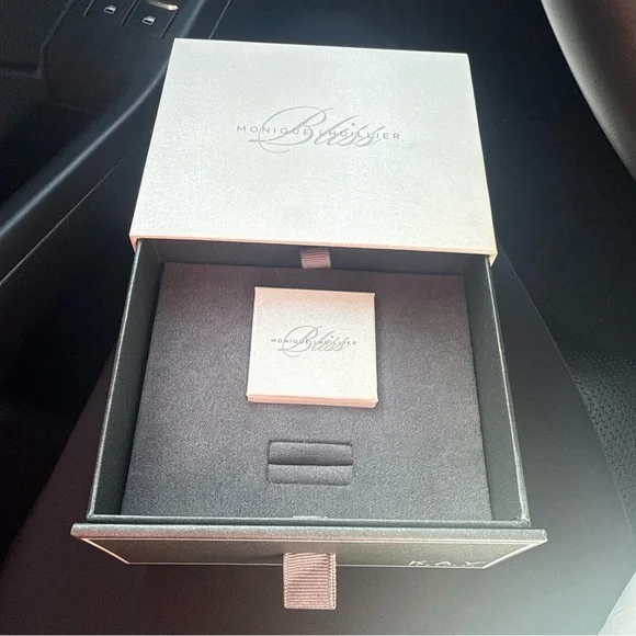 Monique Lhuillier Diamond Engagement Ring - Picture 4 of 5